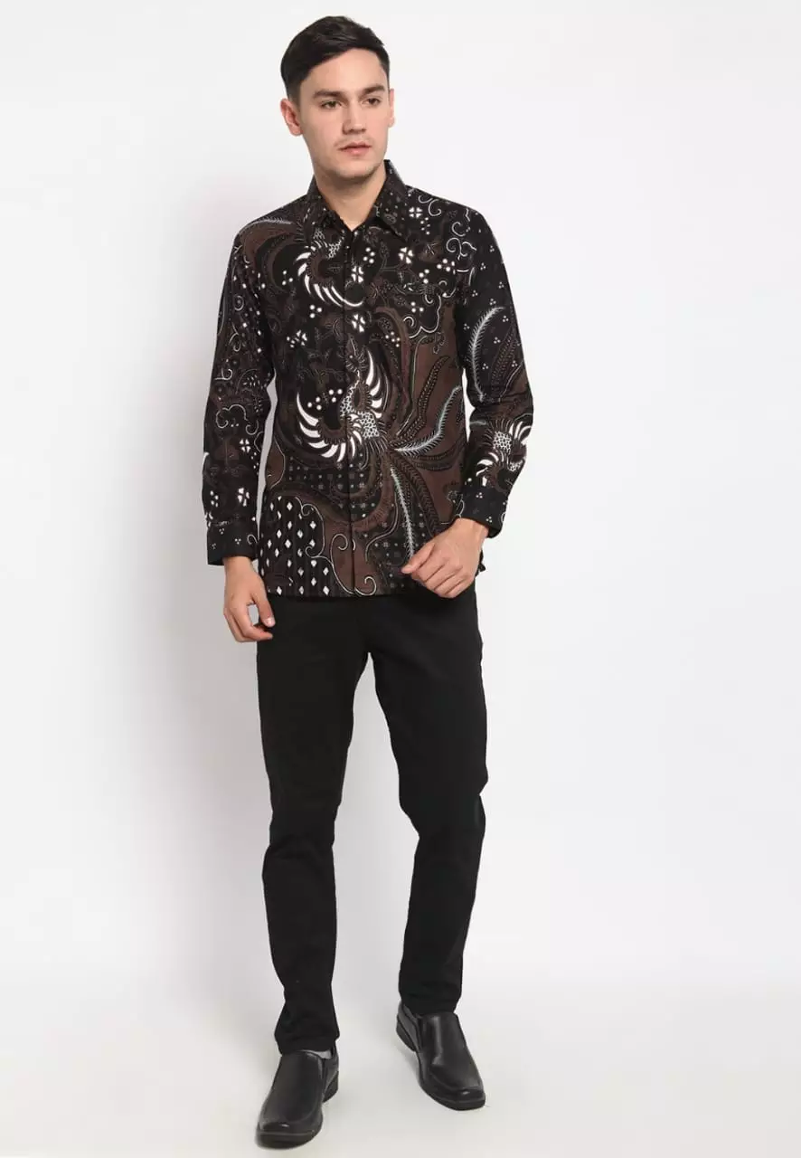 Kemeja Batik Pria Premium Slimfit Elegant Modern Lengan Panjang Sweta