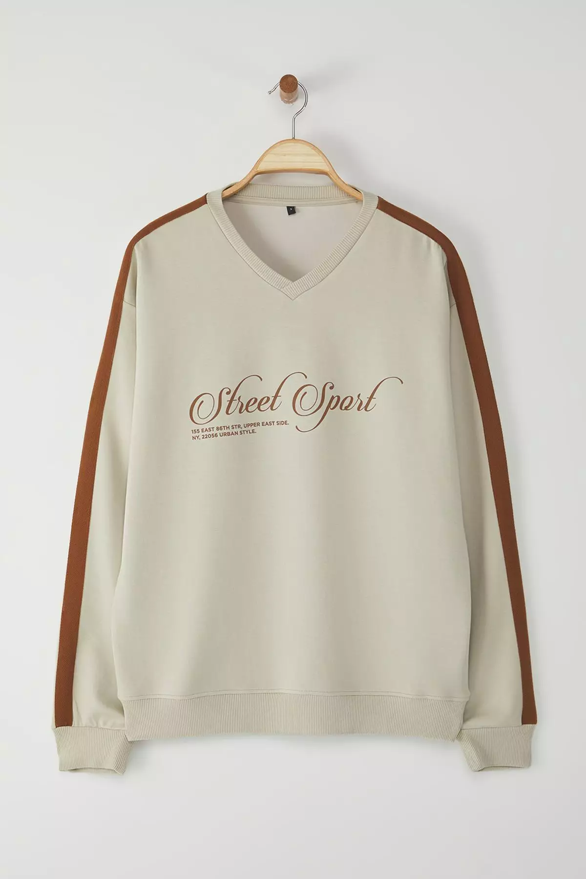 Tas More Sustainable Oversize/Wide Cut V Neck Text Printed Non-raised Sweatshirt TMNAW25SW00208