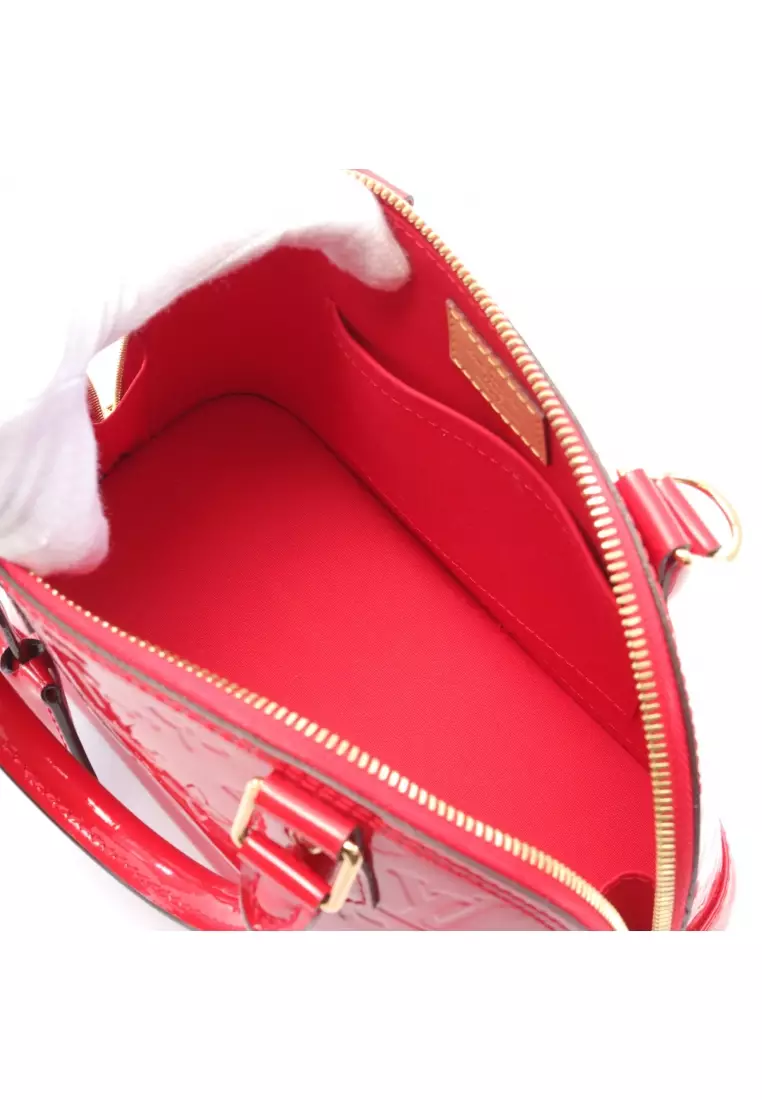 Red vernis louis vuitton new arrivals