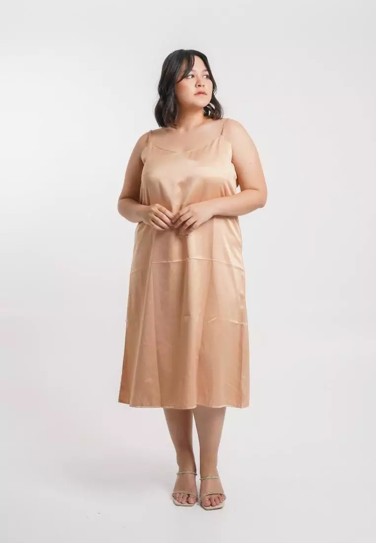 Plus Size Dress Soie Nude Peach