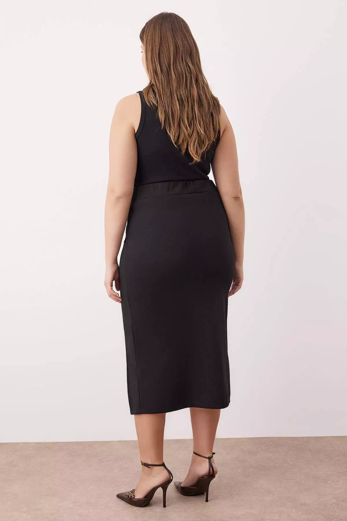 Black Slit Detailed Knitted Stretch Fabric Plus Size Midi Skirt