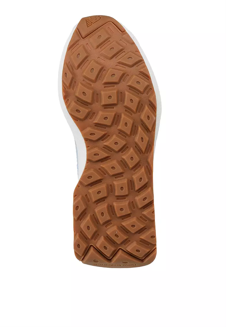 370 Classic Lifestyle Shoes