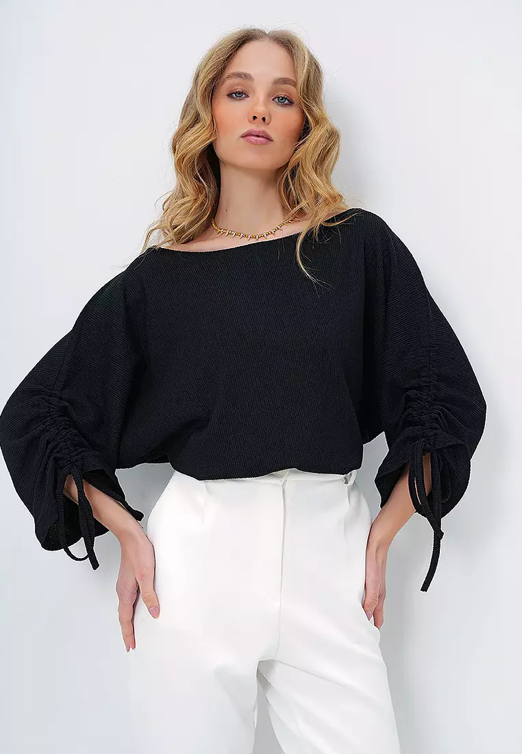 Black Boat Neck Sleeves Gathered and Tied Detailed Knitted Crepe Blouse