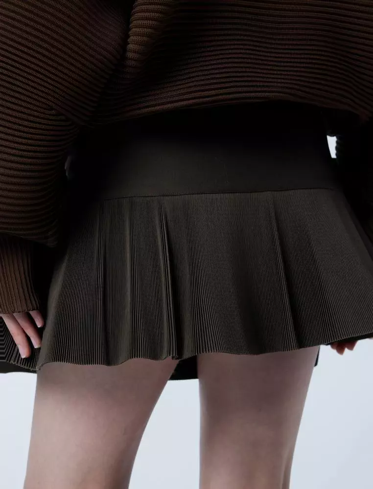 Short Waist Skirt