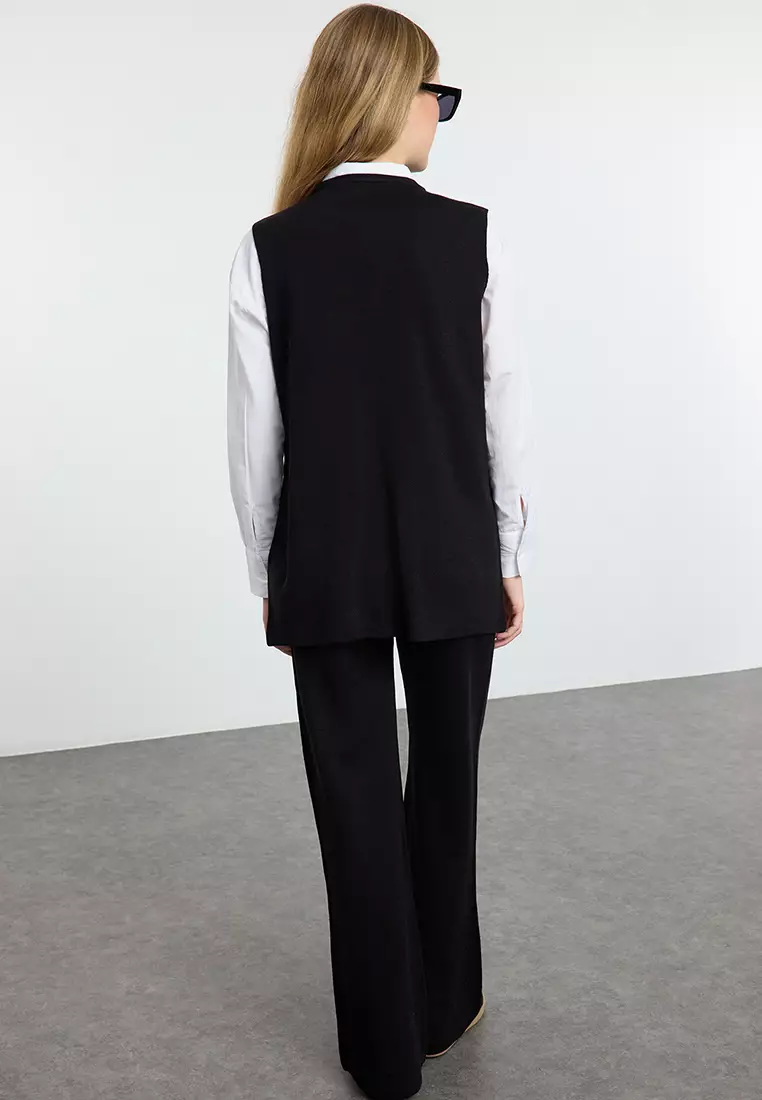 Button Detailed Knit Vest and Pants Set