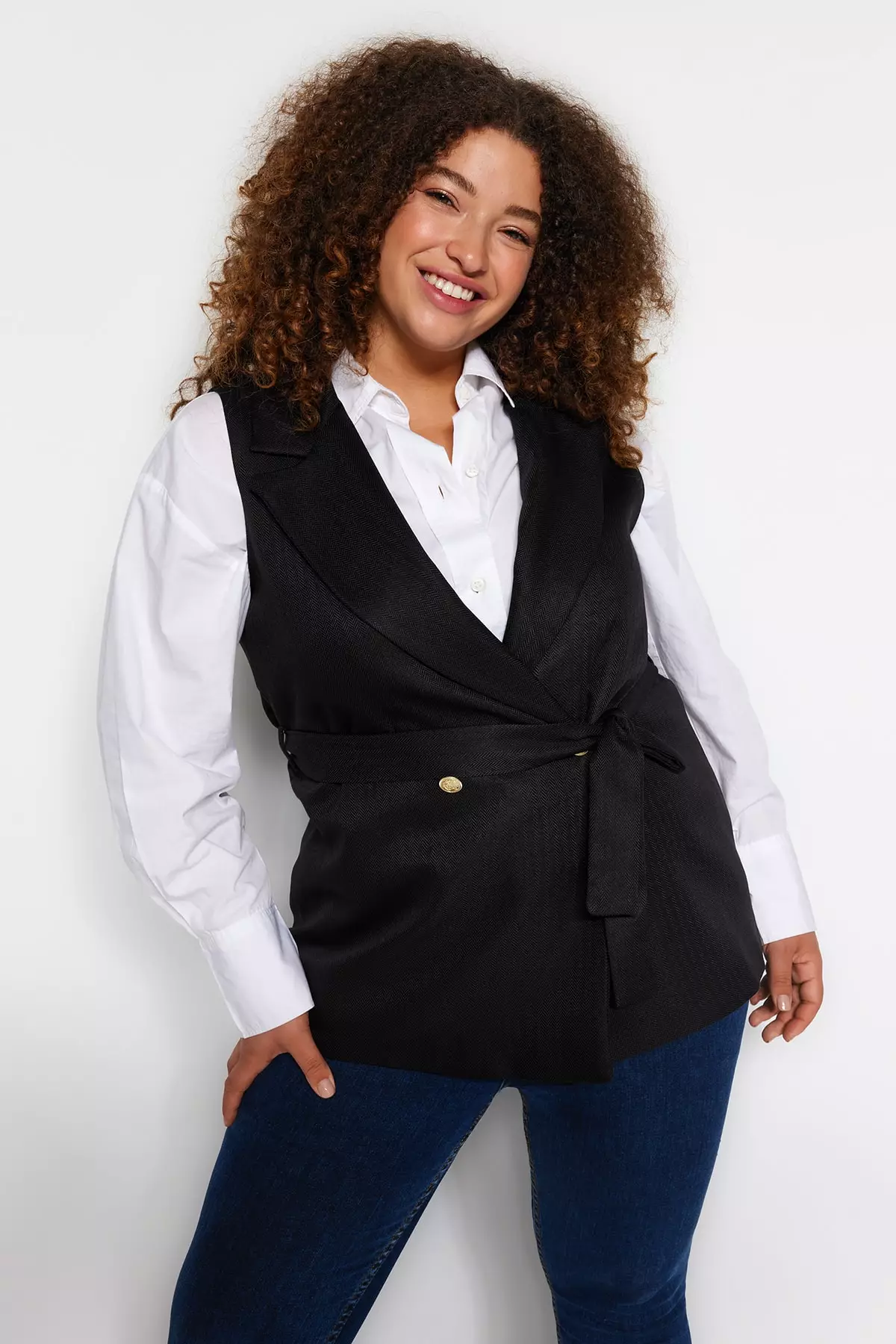 Trendyol Plus Size Black Woven Vest 2024