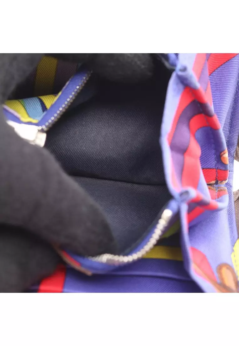 Pre-Loved Hermès Azap Compact silk in Etoupe round zipper wallet Veau epsom Gray brown silver hardware □ R stamp