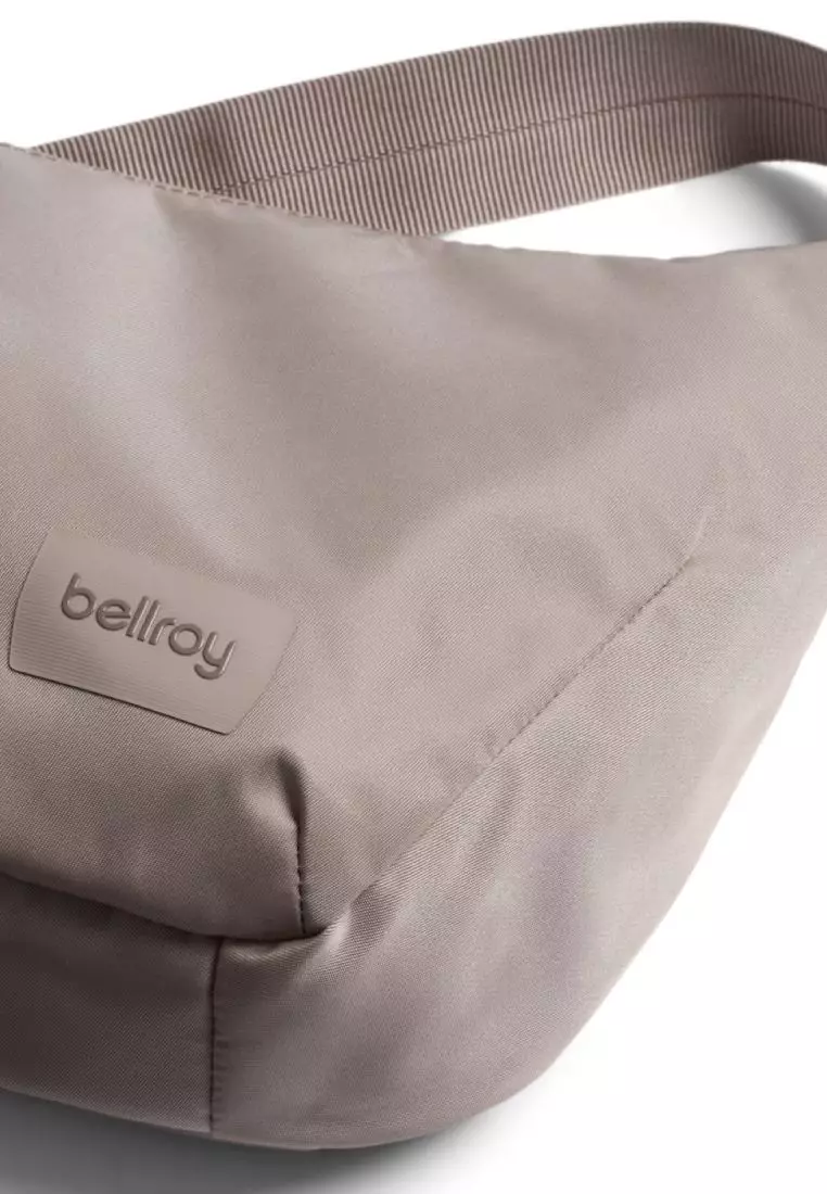 Bellroy Laneway Crescent Bag 2.5L - Fawn