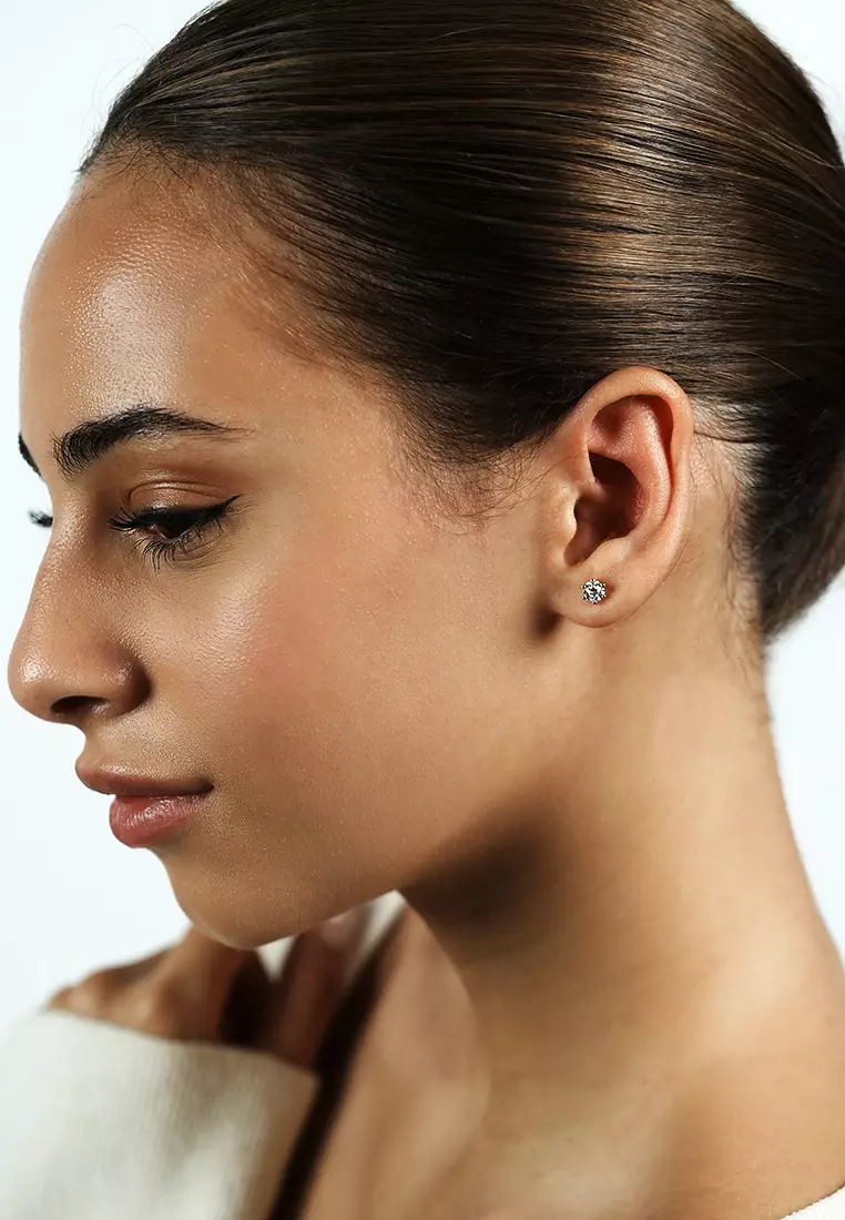 0.8ct TDW Round Lab Grown Diamond Prong Ear Studs in 18K Rose Gold D/E-VVS/VS