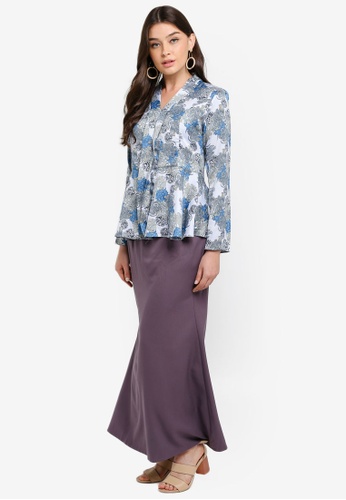 Kebaya Modern from Aqeela Muslimah Wear in Silver