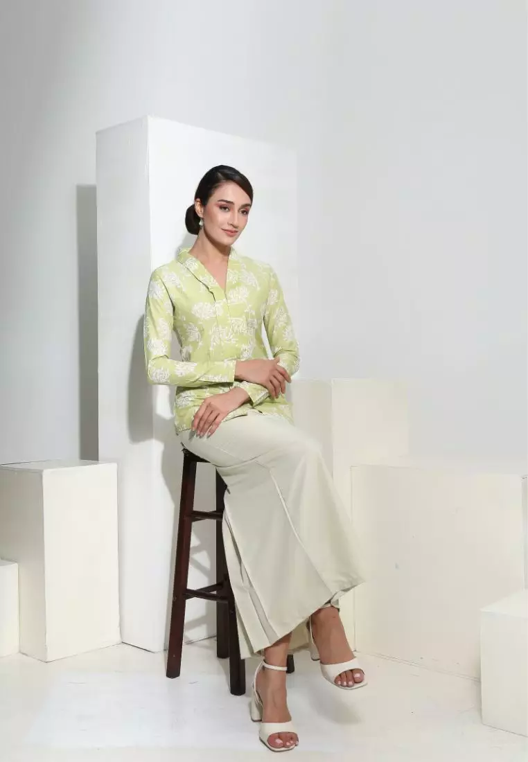 Kebaya Midi Batik Moden