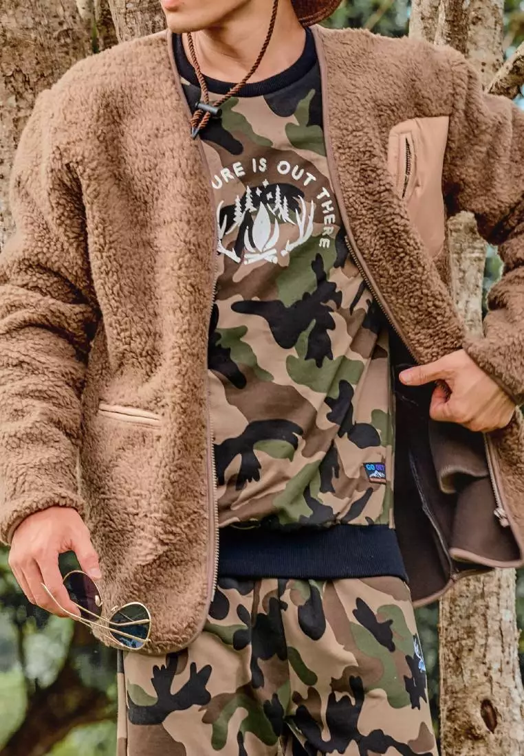 迷彩印花大學T《KL1206》