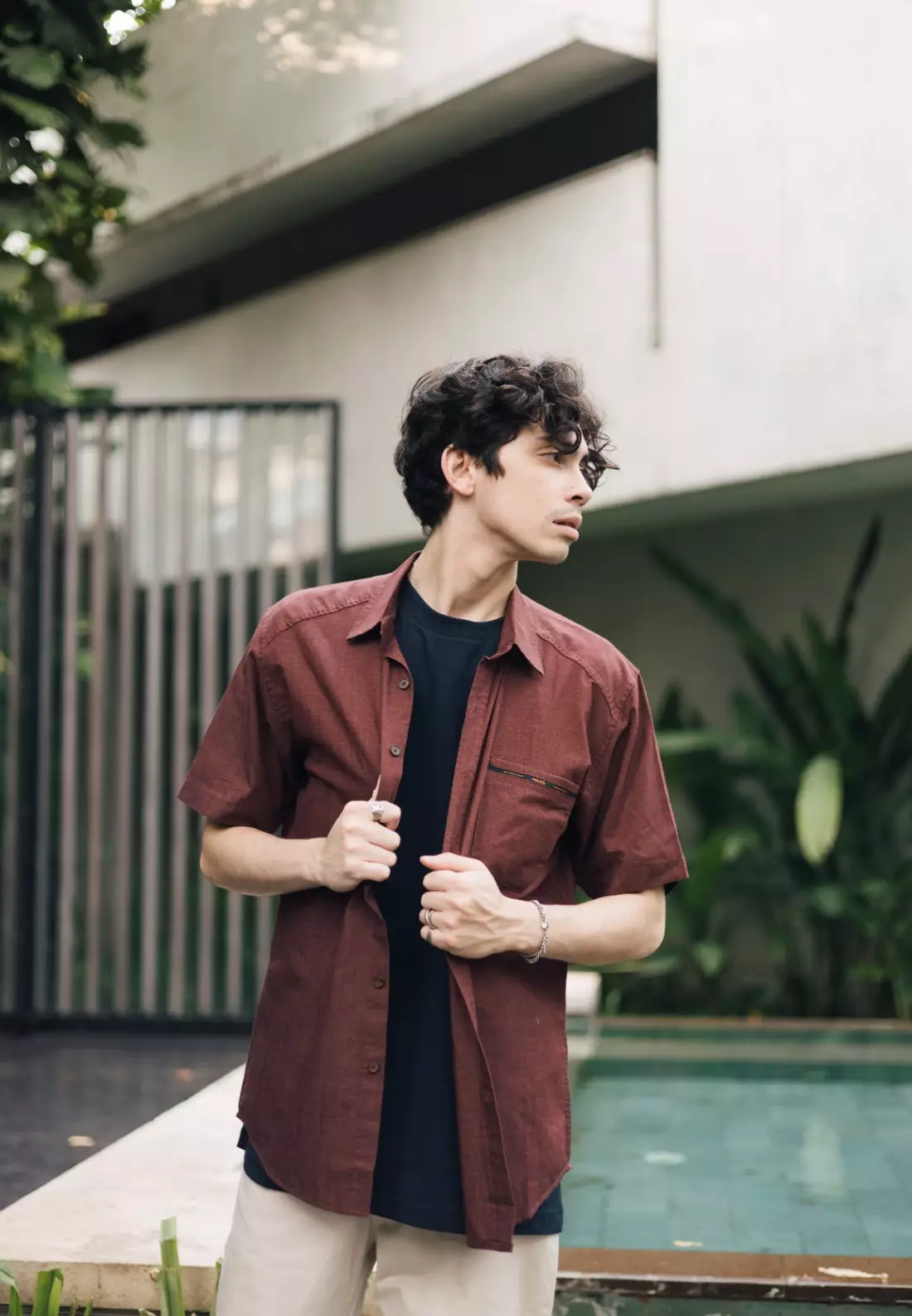 POLICE Kemeja Polos Cotton Twill Slub Maroon Regular Fit Pria