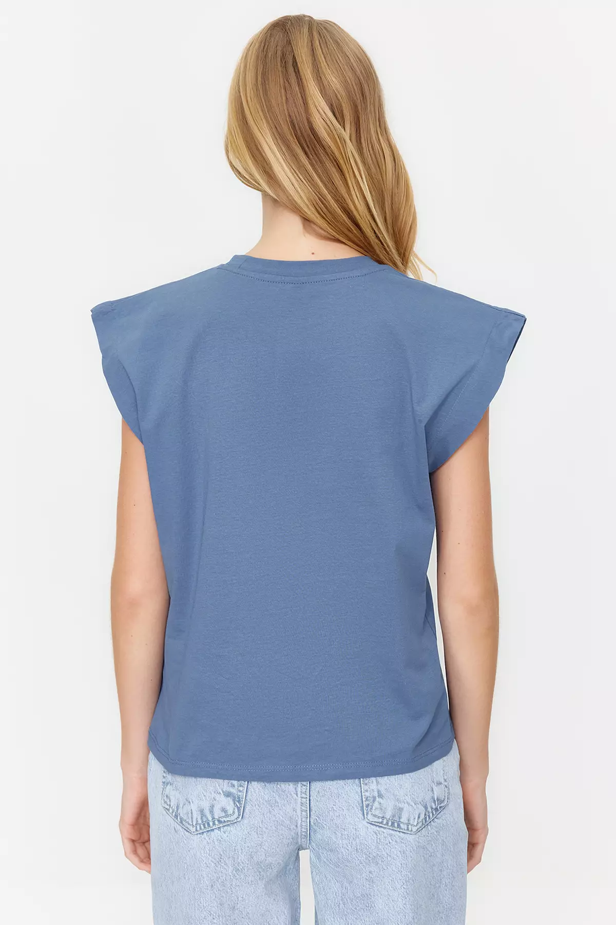 Wide Shoulder Muscle Tee