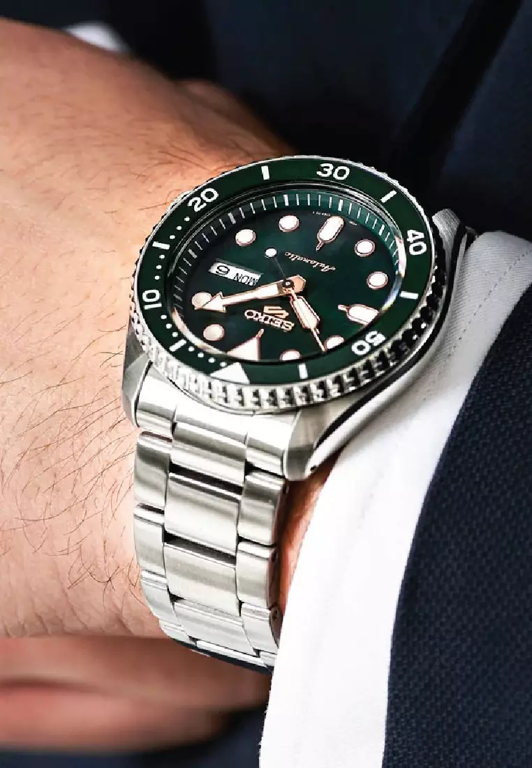 Seiko 5 Sports Automatic Watch SRPD63K1