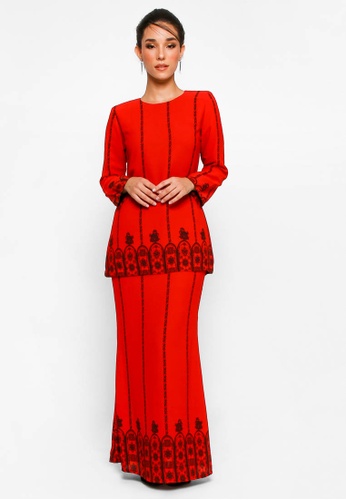 Kurung Basic D-25 from BETTY HARDY in Black and Red
