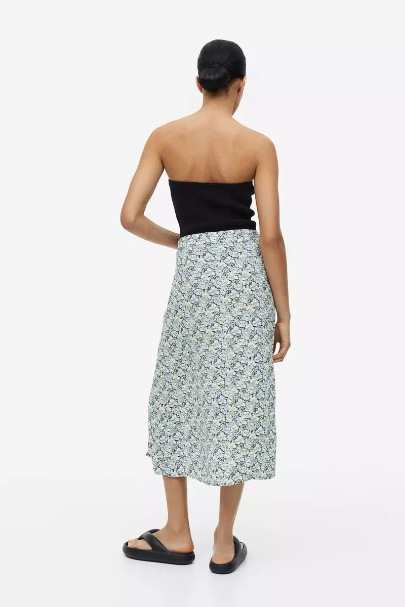 Crêpe skirt