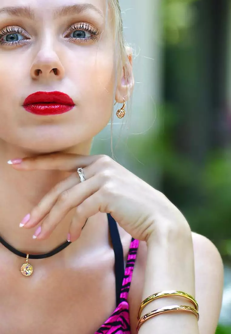 Solid Round Stainless Steel Bangle in Rose Gold