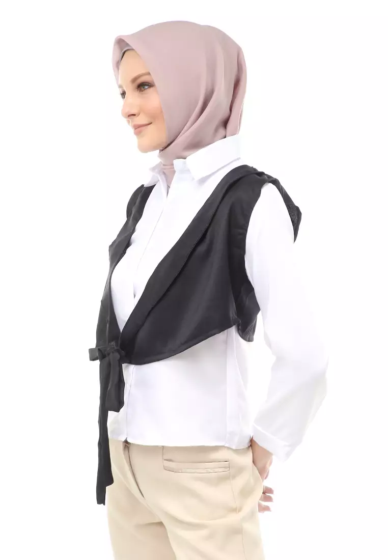 Atasan Blouse Long Sleeve Wanita Muslimah Motif Polos Regular Fit - Black