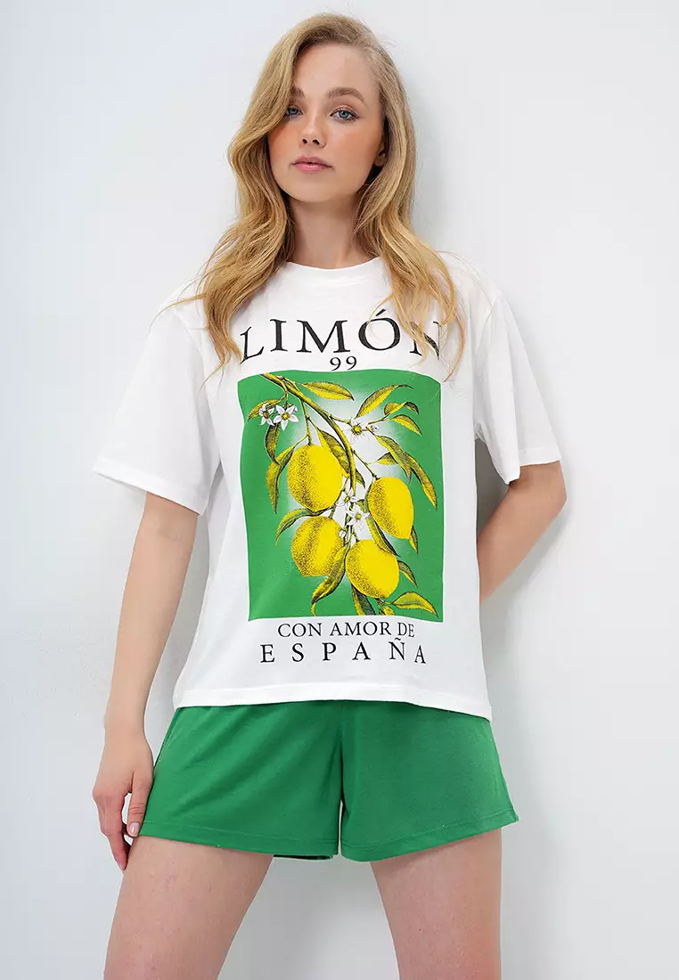 Women's Green Lemon Printed Cotton Basic T-Shirt And Shorts Pajama Set Pjm-X13903