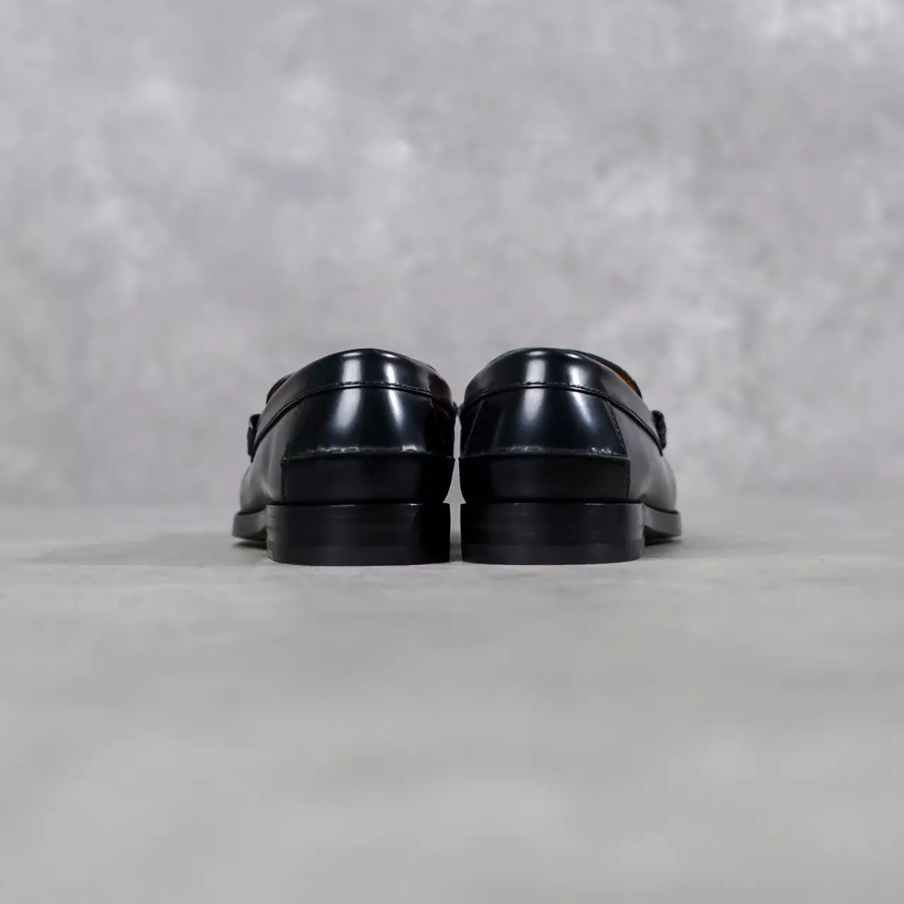 Sepatu GUCCI MONOGRAM BLACK COATED LEATHER LOAFER 100% ORIGINAL