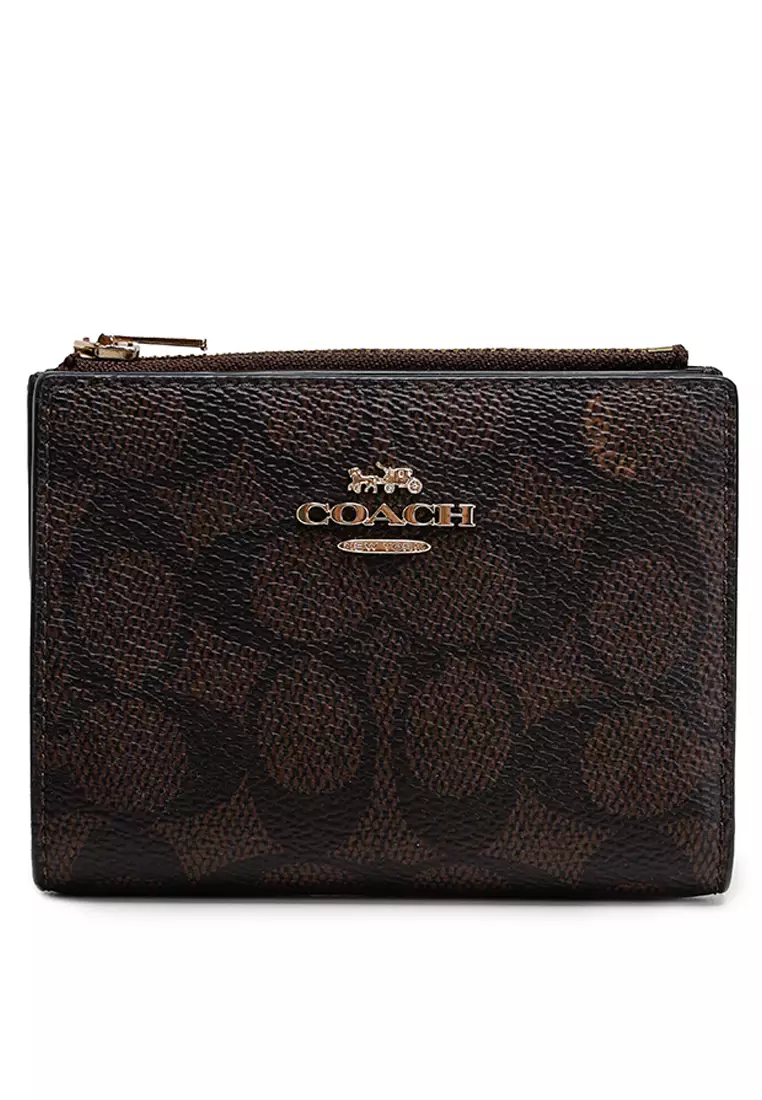 Coach Bifold Wallet In Signature Canvas (me) 2025 | Buy Coach Online ...