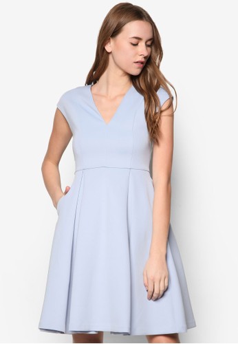 Collection Effortless Pluzalora時尚購物網的koumi kouminge Midi Dress, 服飾, 洋裝 