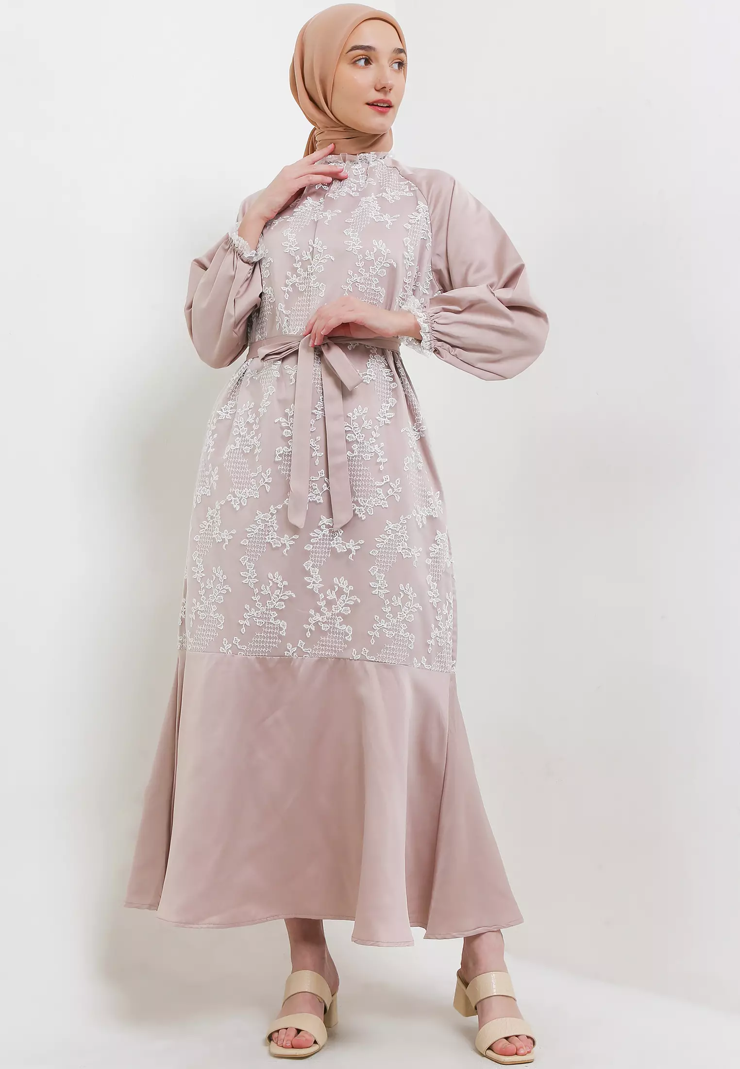 MFMW Arunika Dress Gamis Brukat Dusty Brown