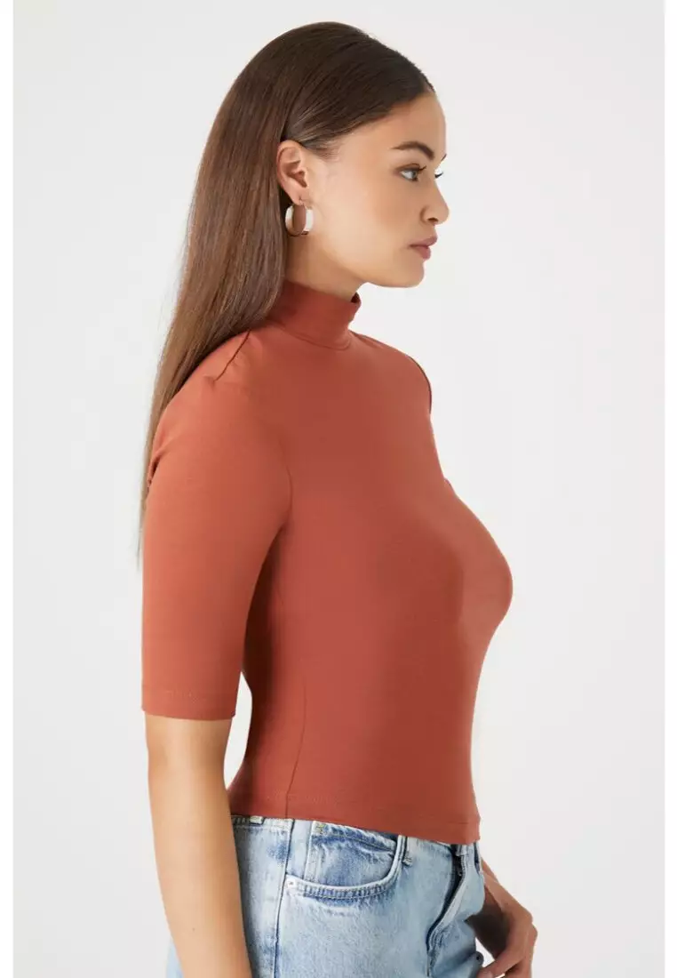 Fitted Turtleneck Top