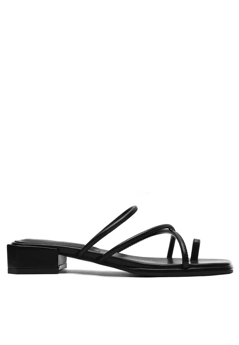 Discount on Twenty Eight Shoes  shoes - SKU: Strap Heel Sandal 221-2