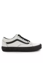 Grunge Classic White