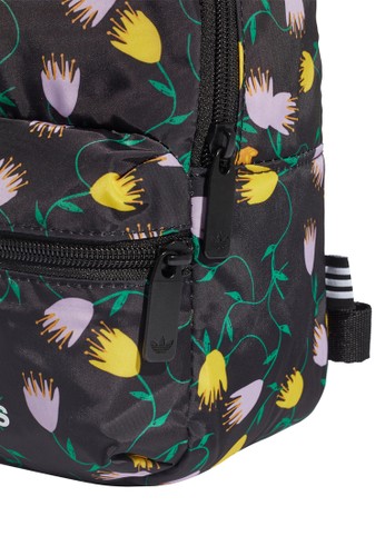 adidas originals mini bp gr q2