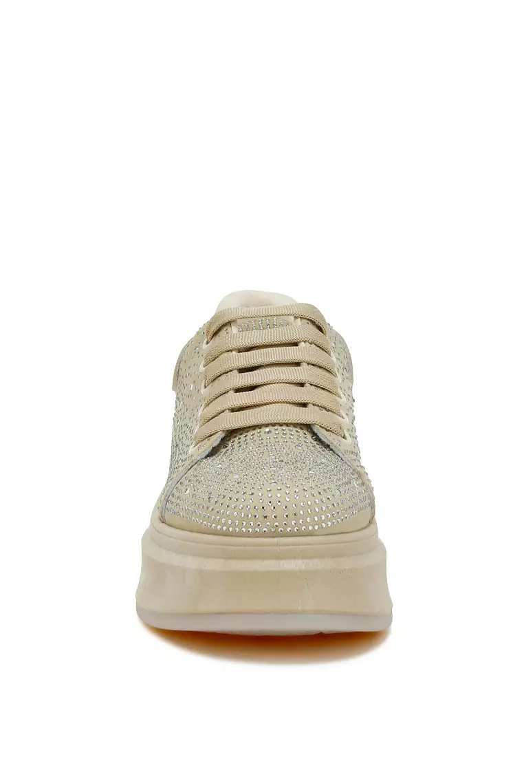 Sepatu Chunky Berhiasan Berlian Imitasi dalam Warna Krem