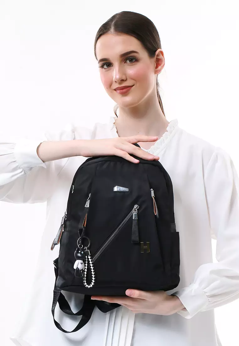 Cellyn Tas Ransel Wanita Plain Motive Backpack Many Pocket Material Nylon ORIGINAL - Black