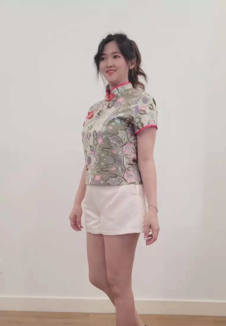 Ivory Cheongsam Top in Light Green Batik