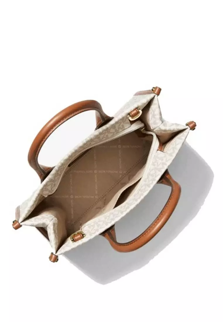 Crossbody shopper store
