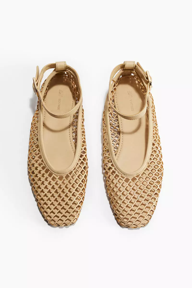 Discount on H&m  shoes - SKU: Perforated Ballet Pumps