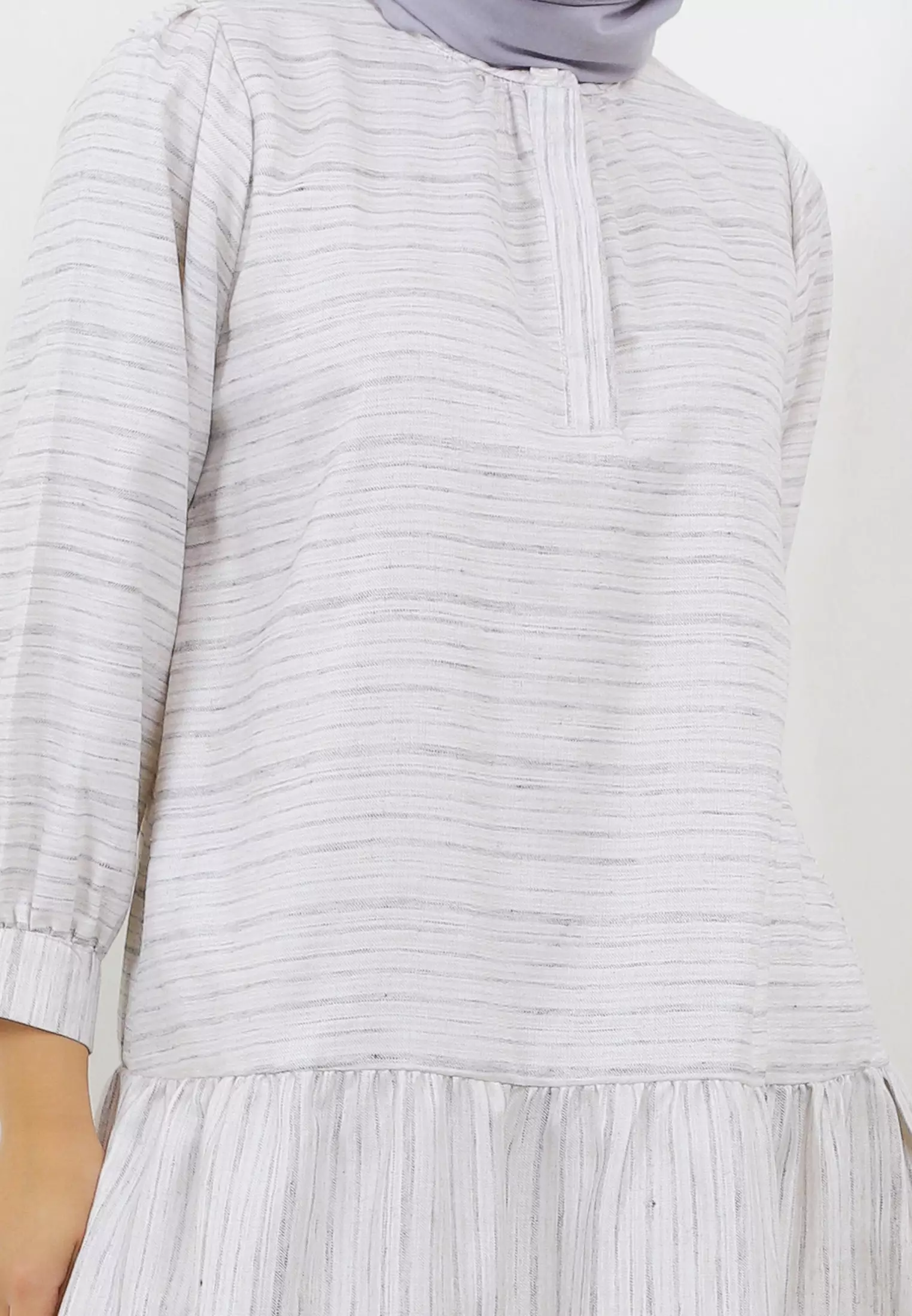 MFMW Umirah Tunik Grey Motif