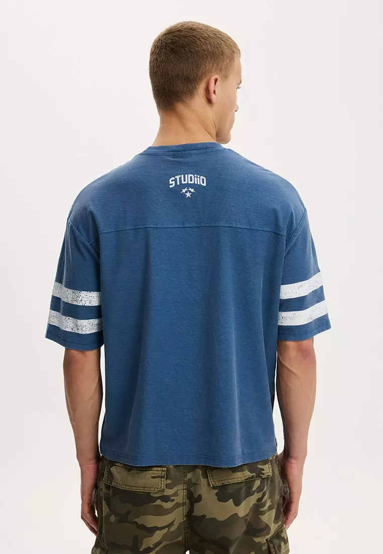 Cropped Fit Graphic T-Shirt