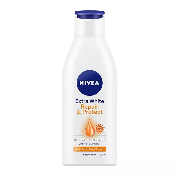 NIVEA Extra White Repair & Protect SPF15 Lotion 100ml