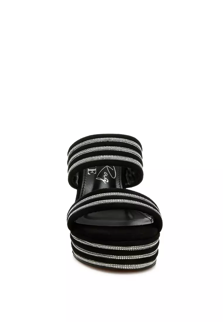 Sandal Wedges Berhias Berlian Imitasi dalam Warna Hitam