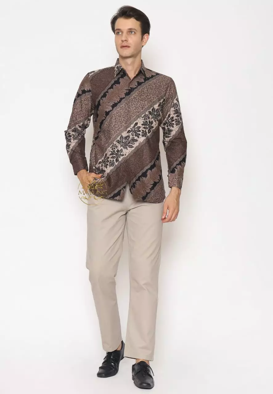 Pancapana Coklat Kemeja Batik Pria Premium Slimfit Modern Lengan Panjang