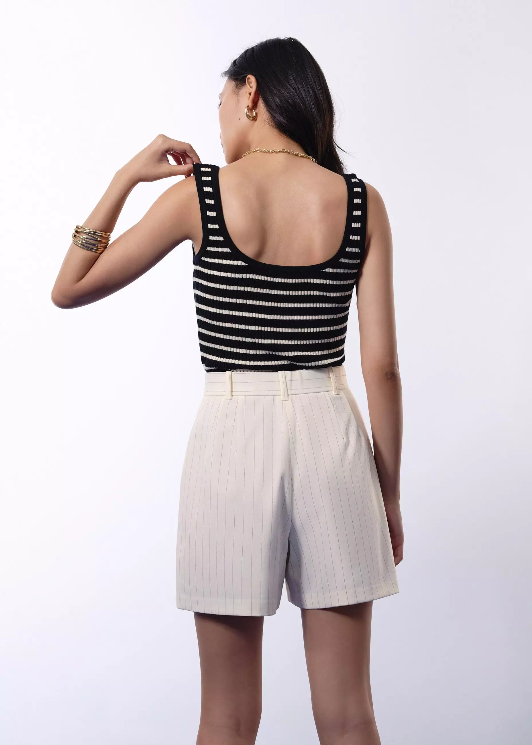 Celana Pendek Wanita - Lei Elastic Tailored Pinstripe Bermuda Shorts