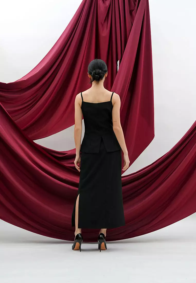 Ody Front Button Tank in Black