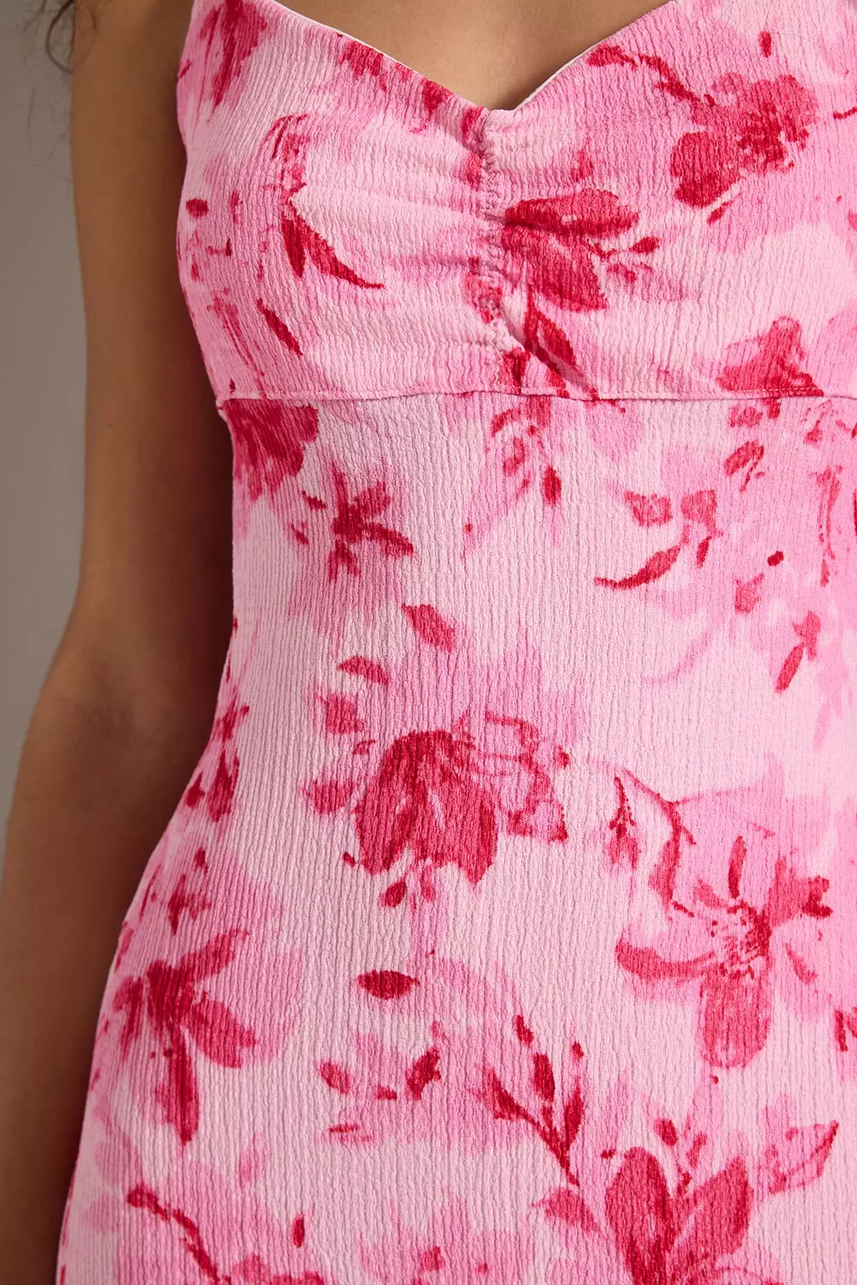 Pink Floral Printed Strappy V Neck Pleated Body-hugging Flexible Maxi Knit Dress TWOSS25EL00474