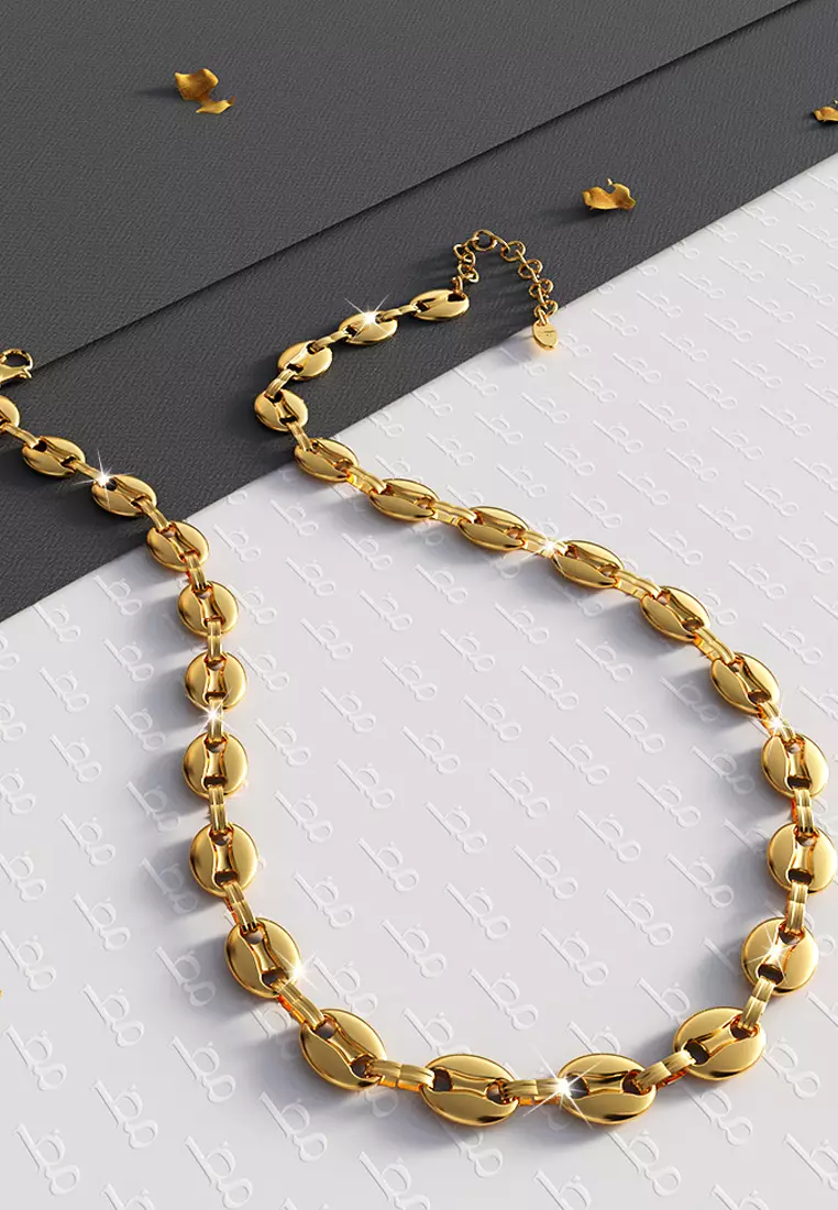 Interlock Anchor Chain Necklace in Gold