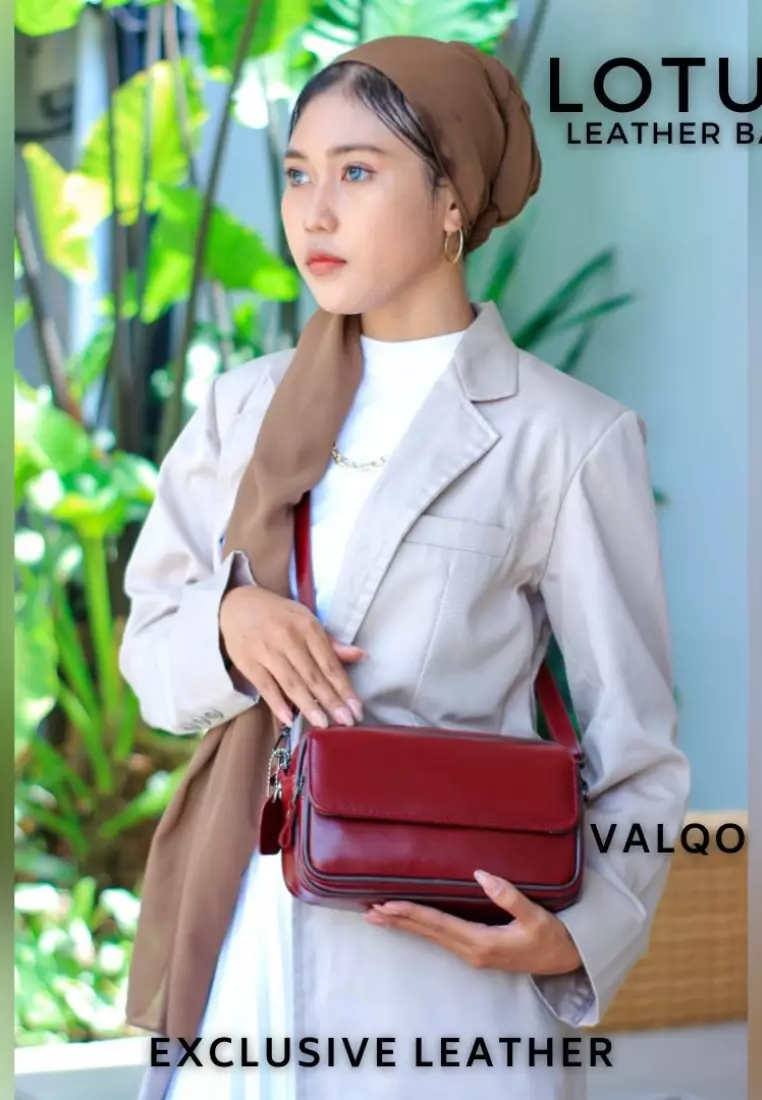 Women Sling Bag LOTUS-HITAM MIL