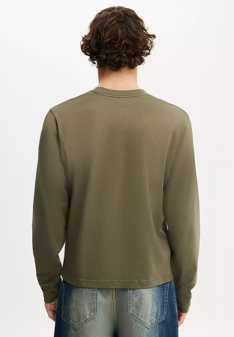 Cropped Fit Long Sleeve T-Shirt