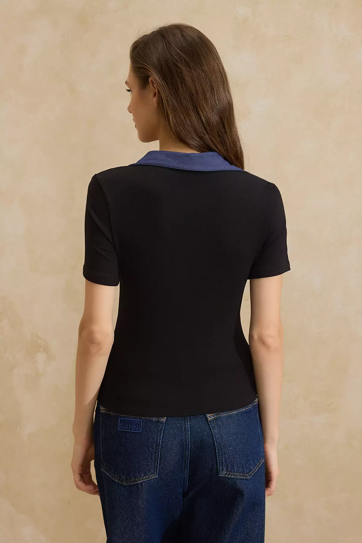 Black Color-Blocked Fitted Polo Collar Buttoned Garni Detailed Soft Knitted Blouse Twoss26Bz65