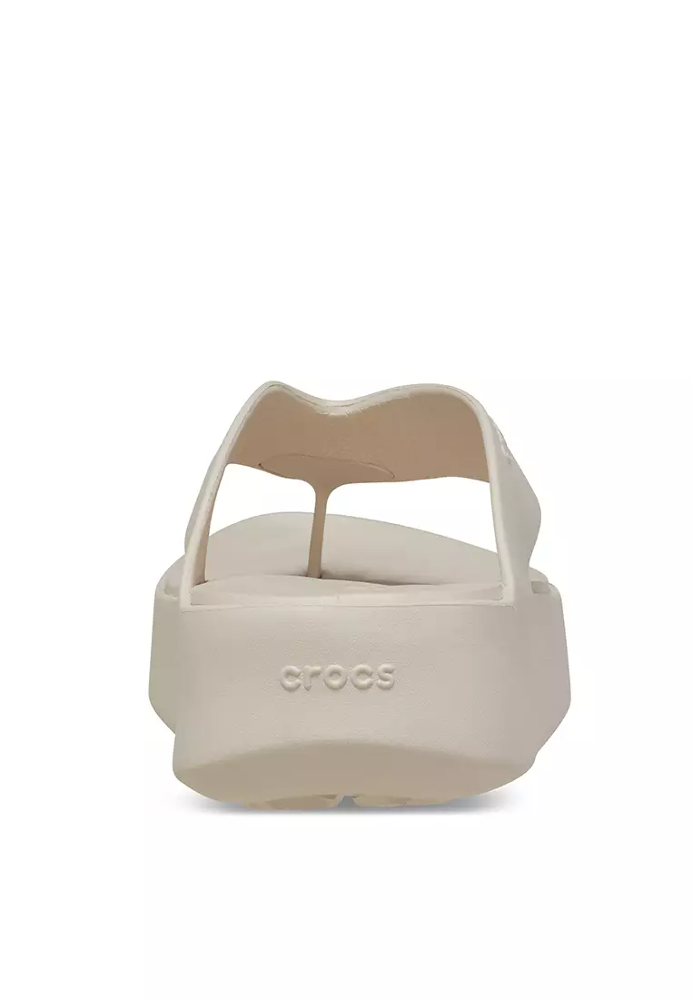 Crocs Women Getaway Platform Flip - Stucco